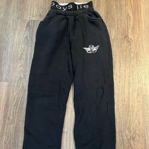 Boys Lie black sweat pants size small